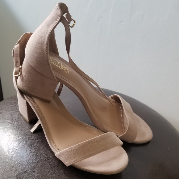Brash Shoes - Faux sued, nude sandals brash size7
